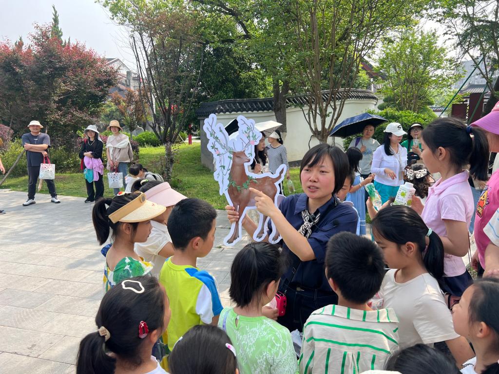 生命科学学院开展“物种多样性保护”科普系列活动